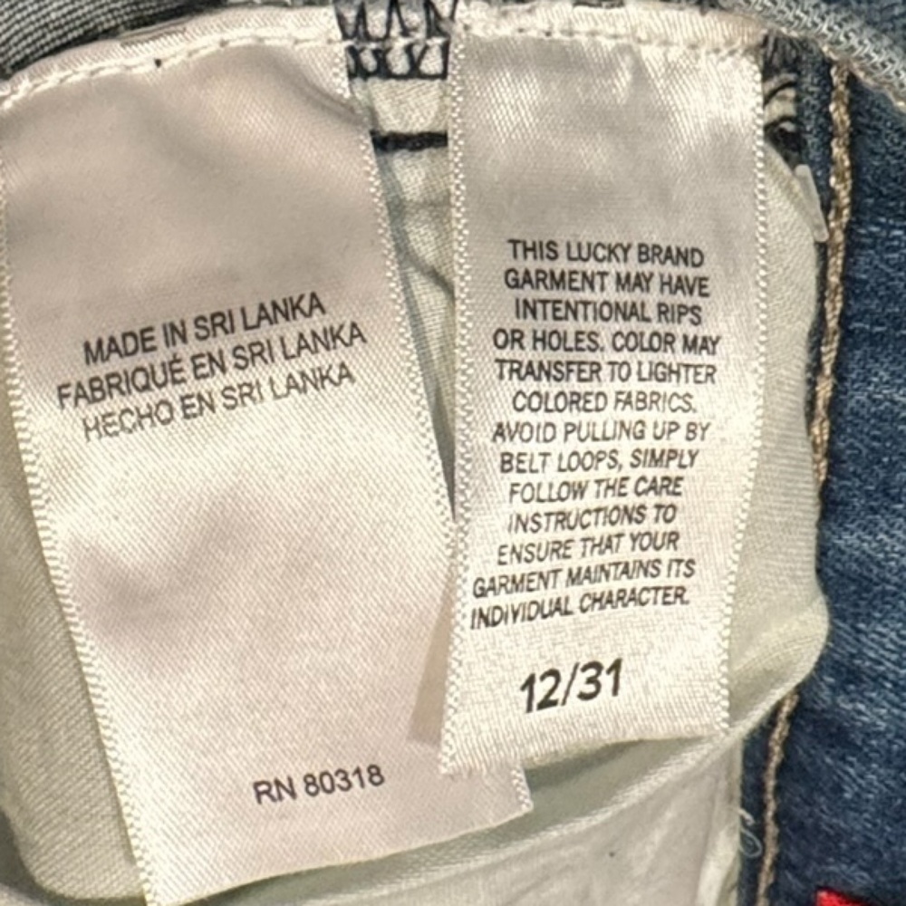 LUCKY BRAND Sweet Mid Rise Crop Jean Denim Advanced Stretch Light Wash NWT 12/31 - Picture 15 of 16
